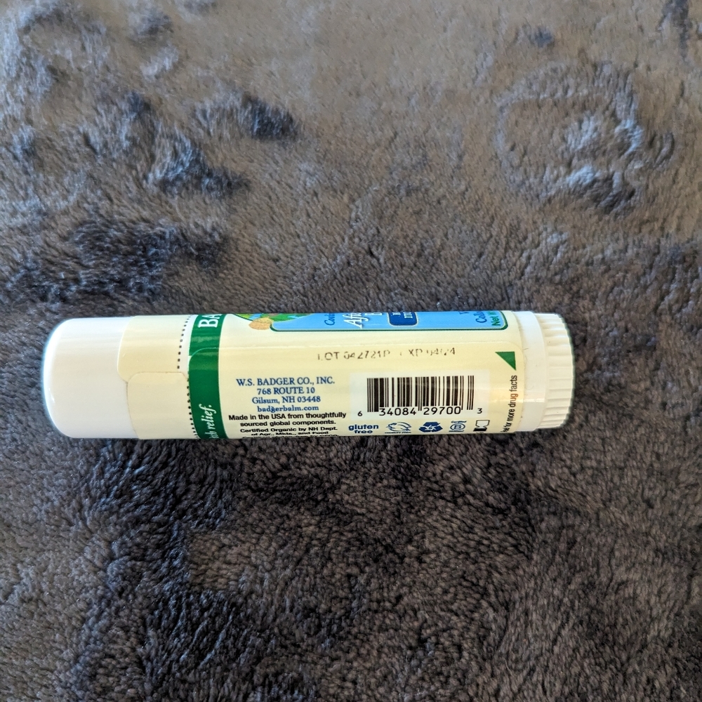 Badger After-Bug Balm Stick - Picture 2 of 2